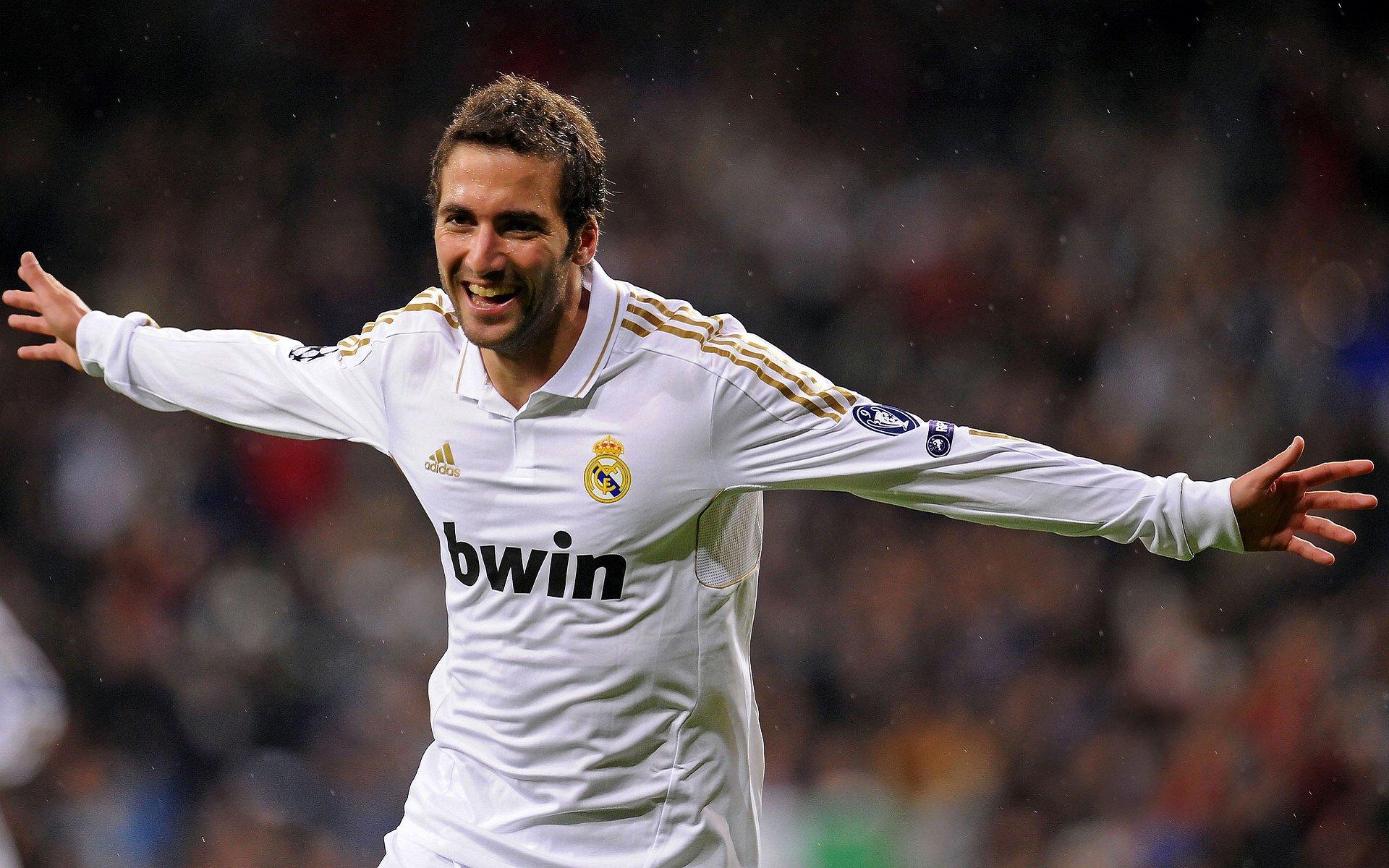 IFFHS公布年度最佳进攻组织者候选名单 梅西领衔众星闪耀 新生代佩德里与贝林厄姆强势入围